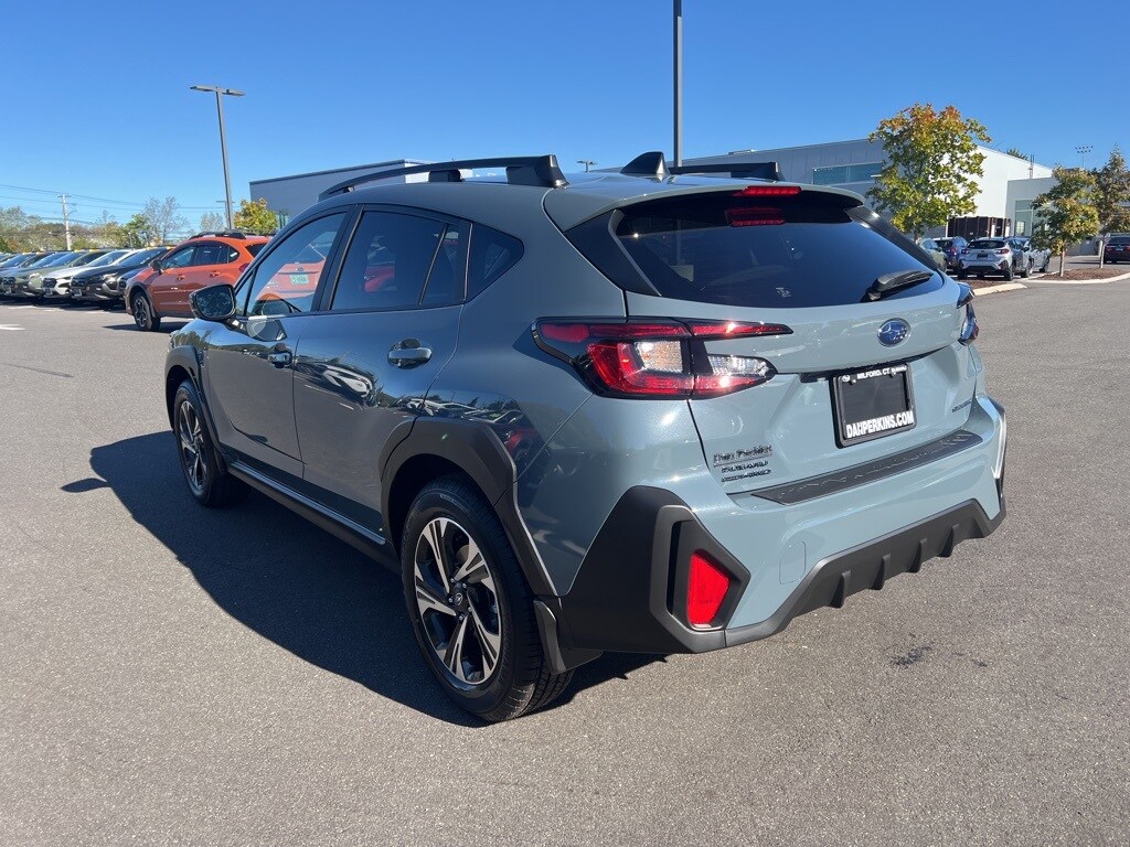 2025 Subaru Crosstrek Premium photo 2