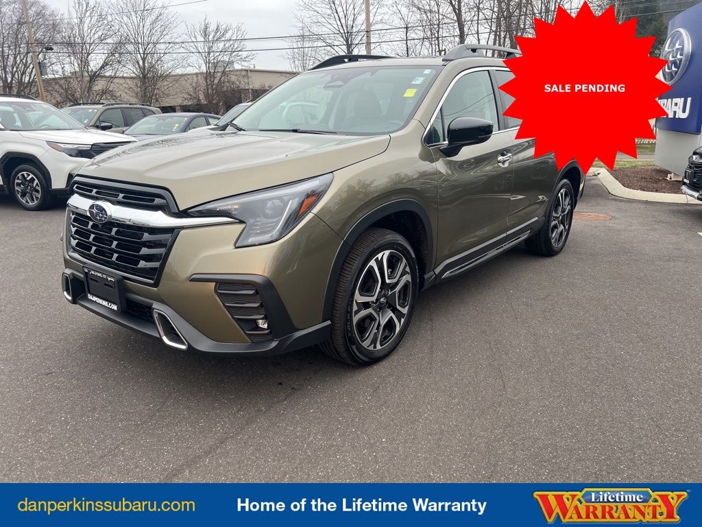2024 Subaru Ascent Touring's photo
