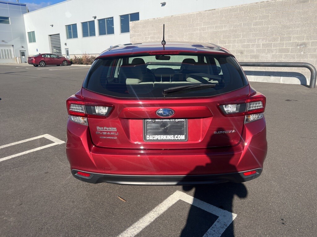 2023 Subaru Impreza Base photo 4