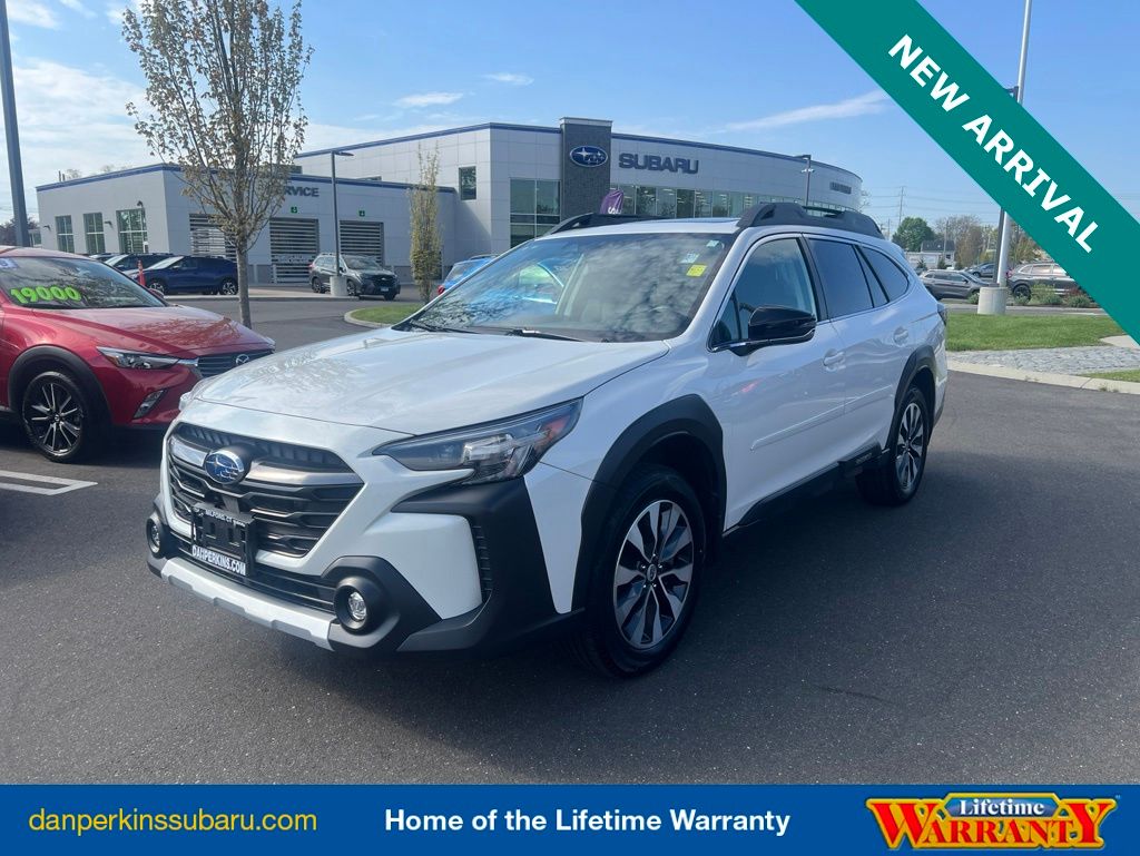 2024 Subaru Outback SUV 