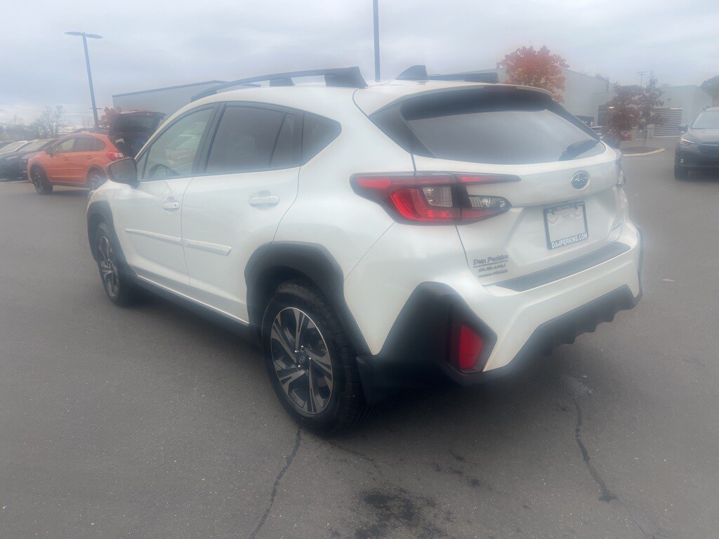 2024 Subaru Crosstrek Premium photo 2