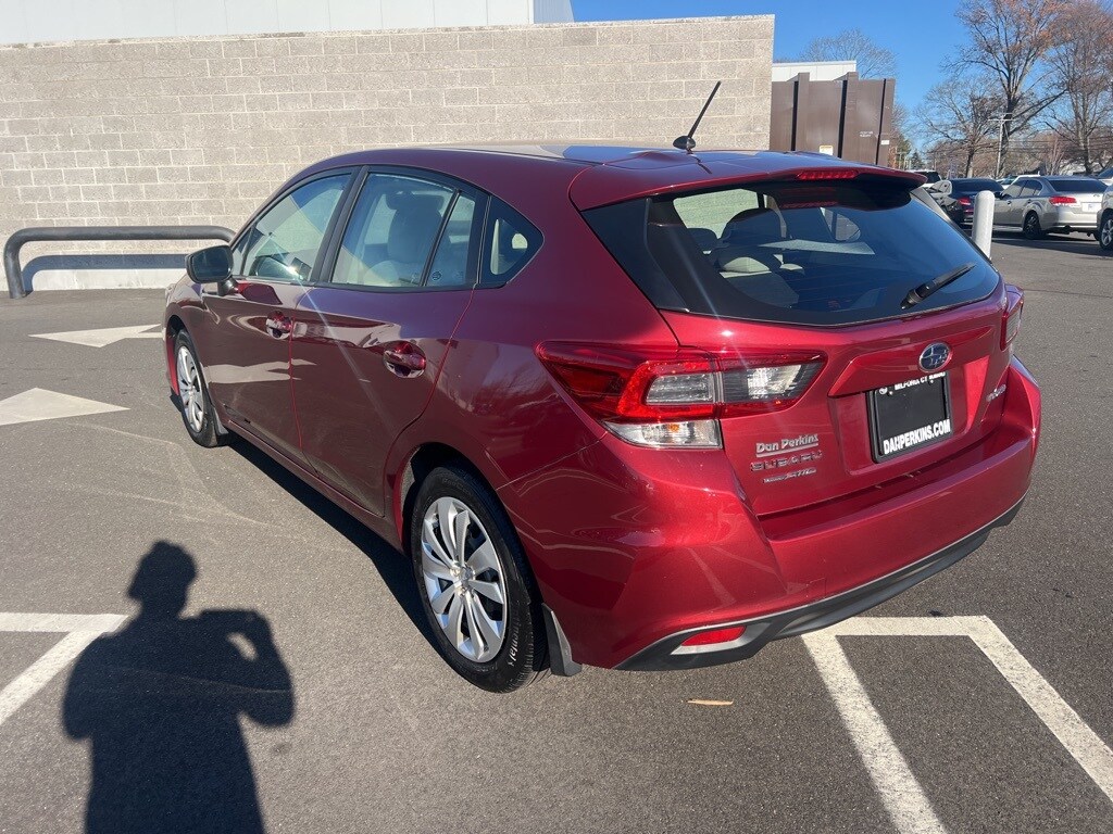 2023 Subaru Impreza Base photo 3