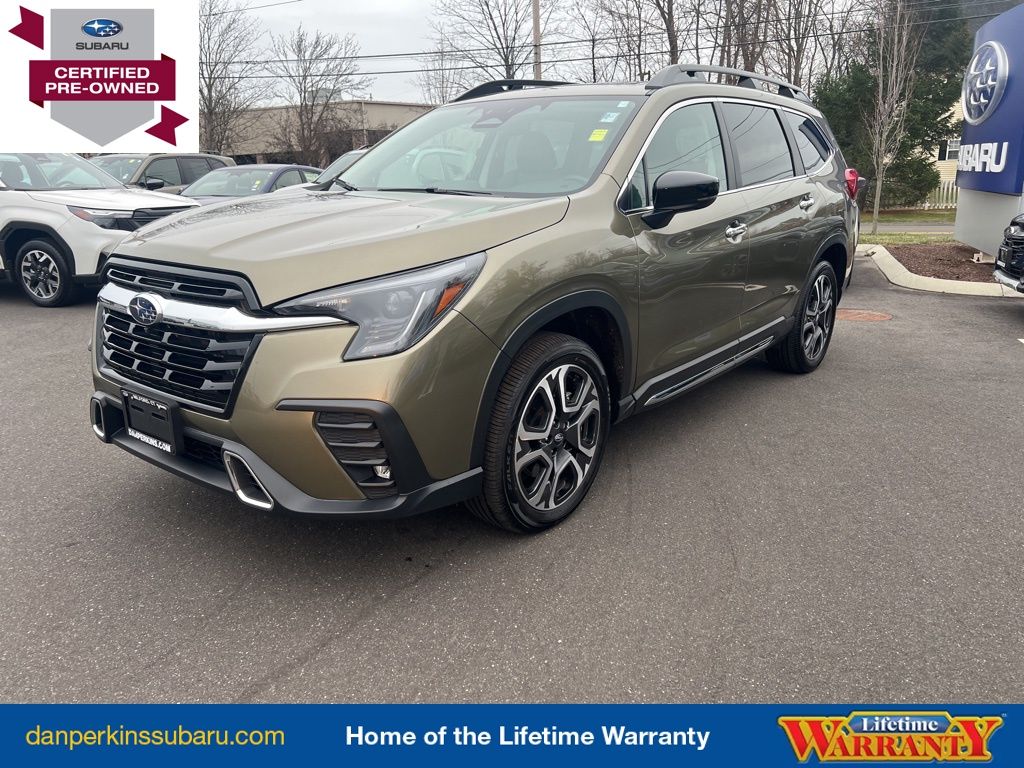 2024 Subaru Ascent Touring's photo