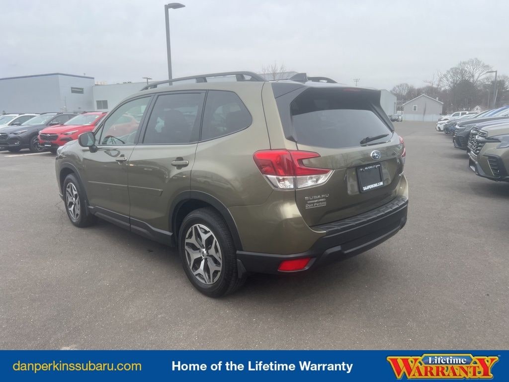 Used 2024 Subaru Forester Premium SUV