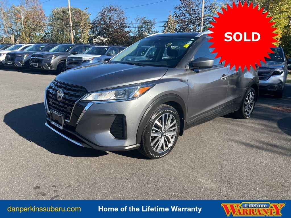 2022 Nissan Kicks SV