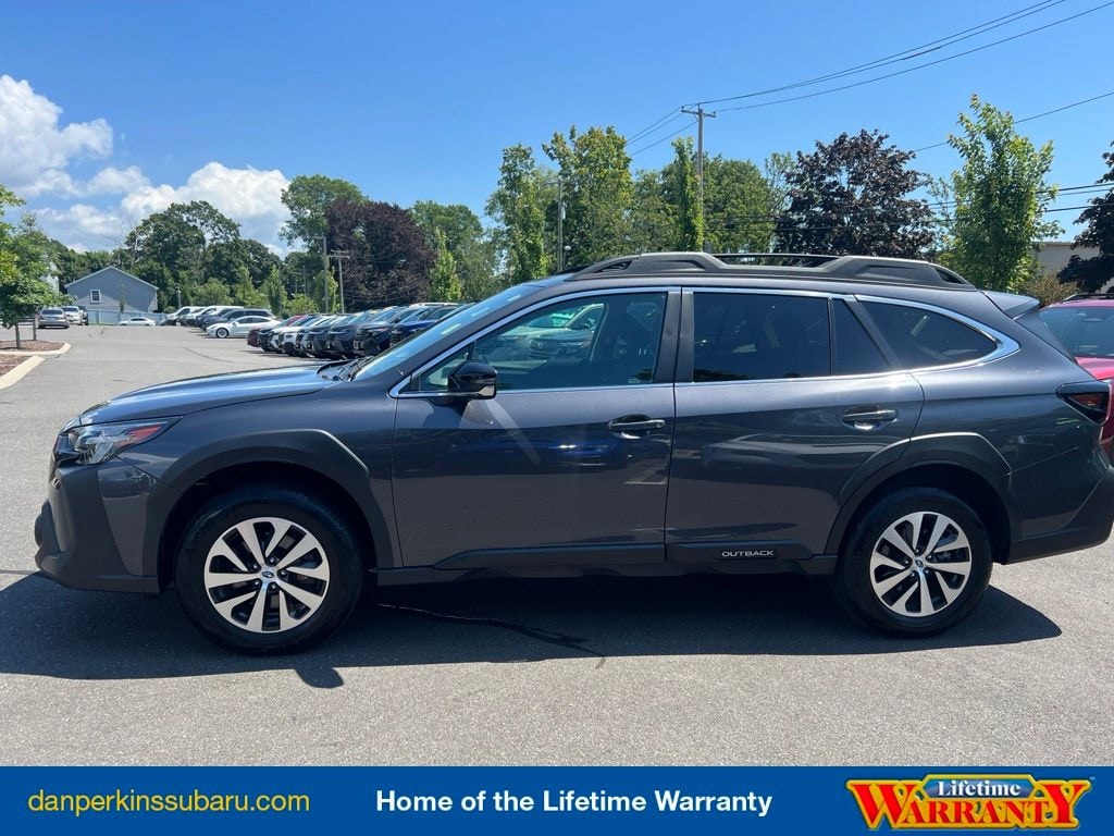 Used 2025 Subaru Outback Premium SUV