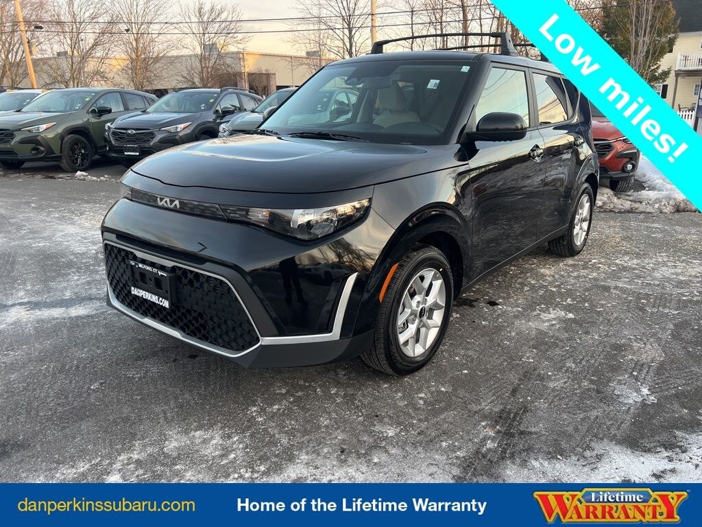 Used 2025 Kia Soul LX Hatchback