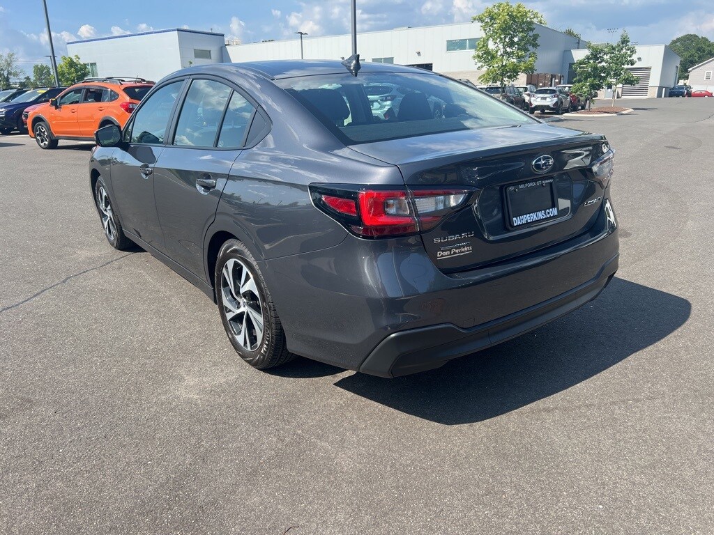 2024 Subaru Legacy Premium photo 2