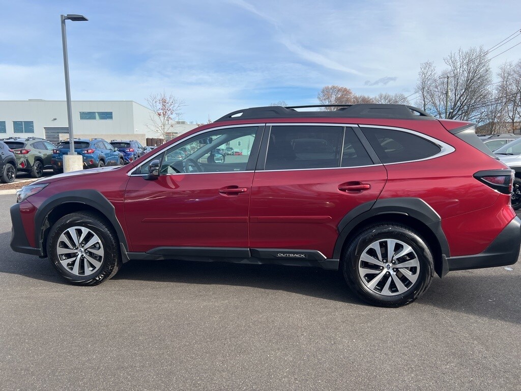 2023 Subaru Outback Premium photo 2