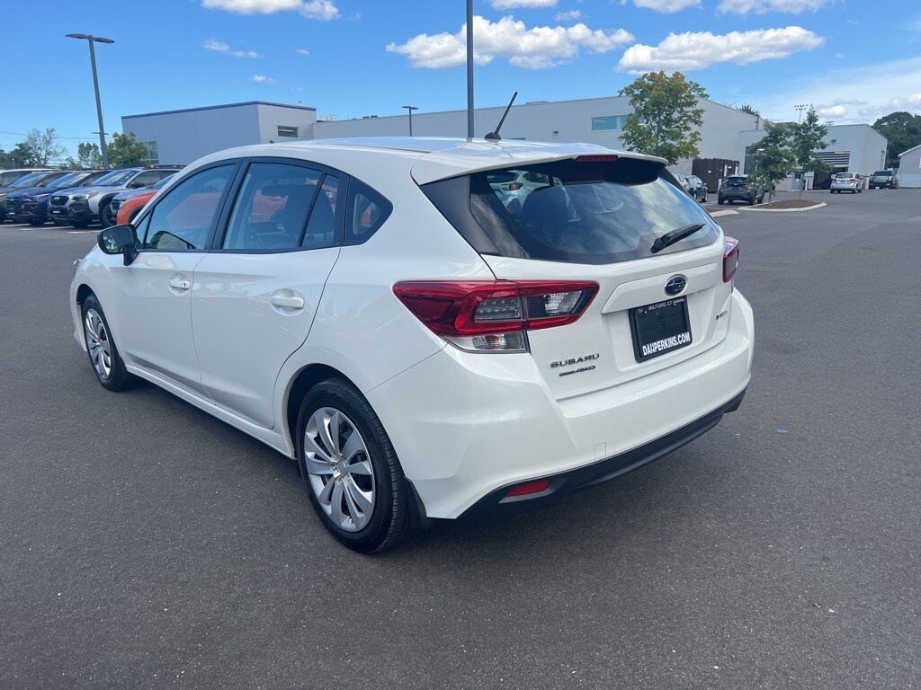2023 Subaru Impreza Base photo 3