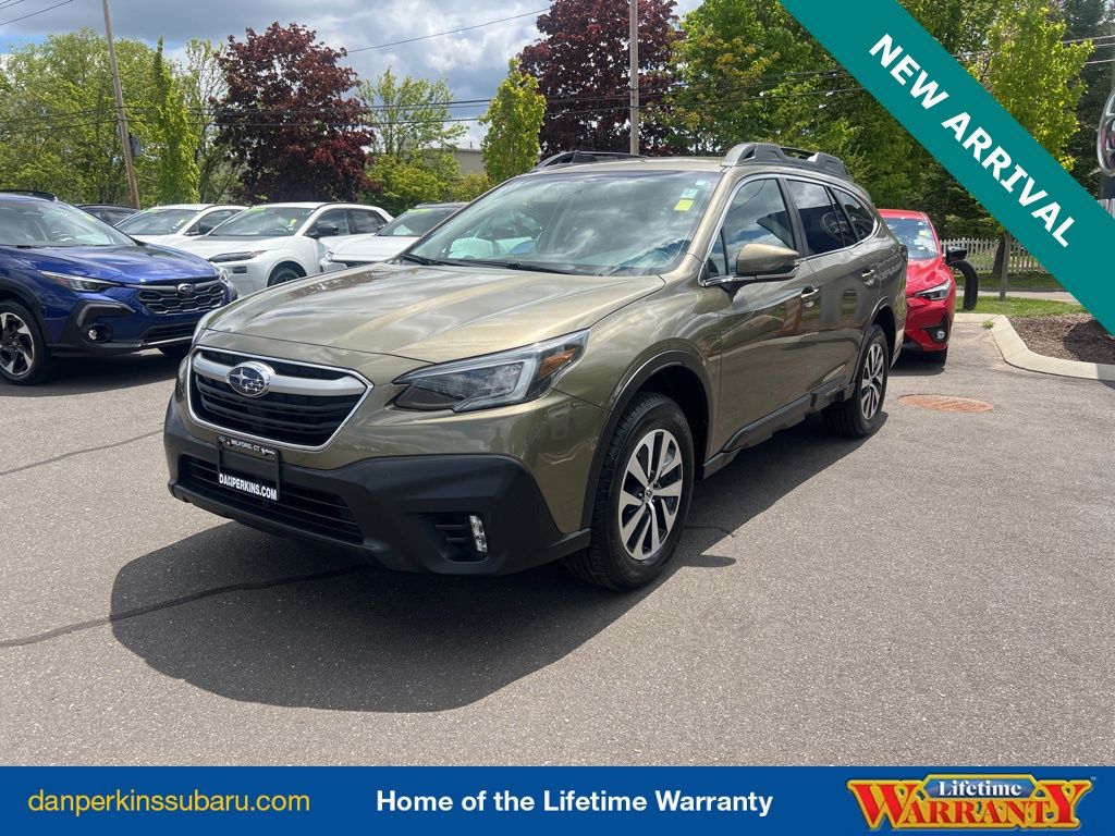 2020 Subaru Outback Premium's photo