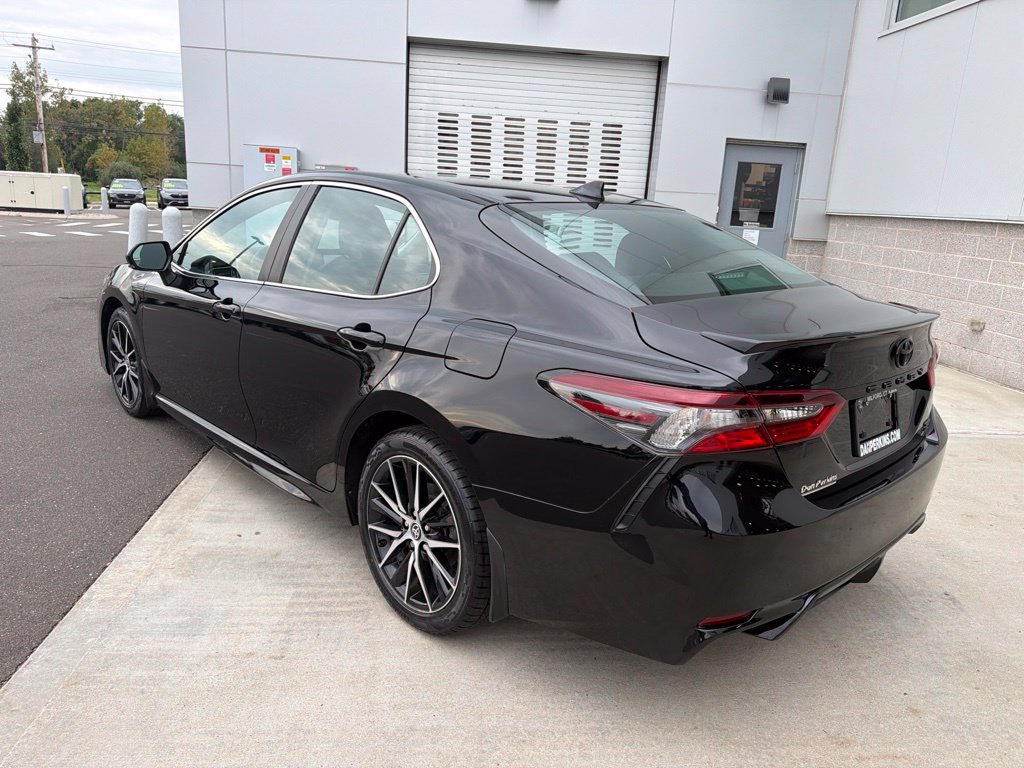 Used 2024 Toyota Camry SE Sedan