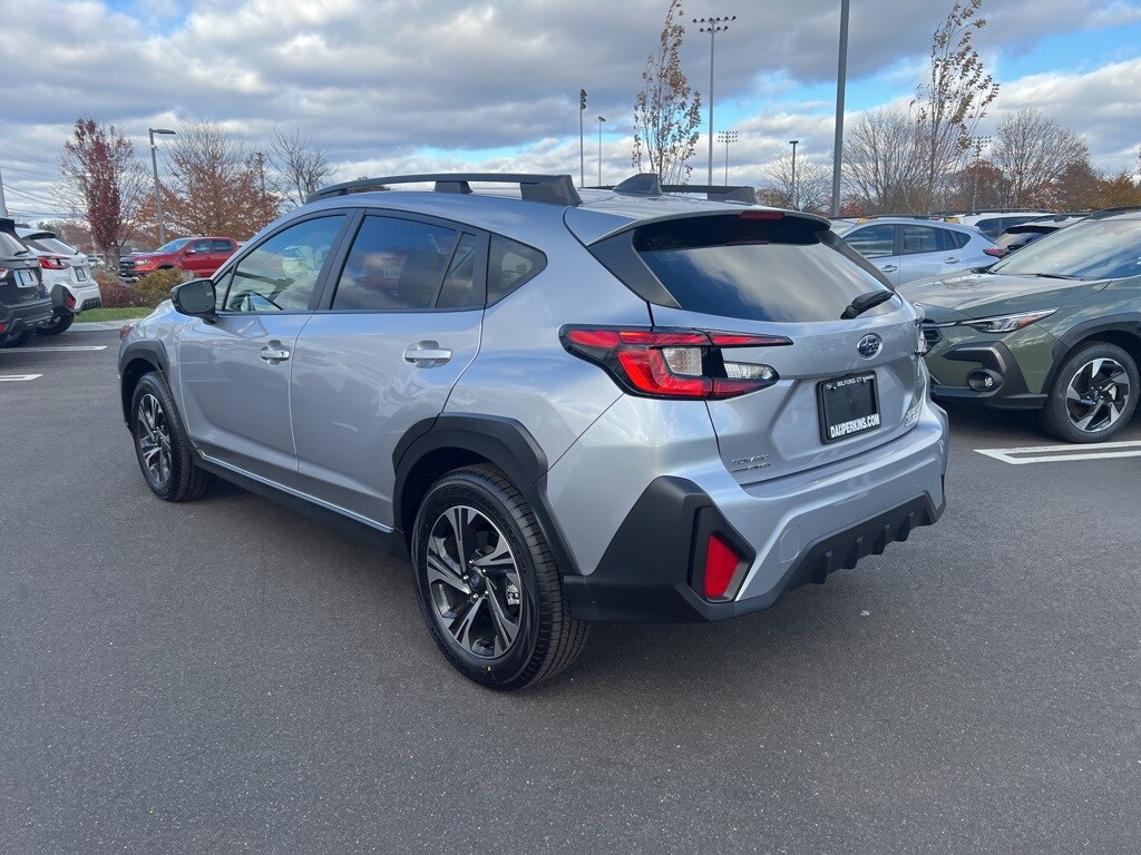 2024 Subaru Crosstrek Premium photo 3