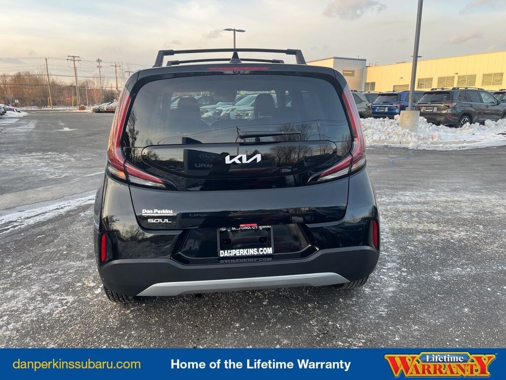 Used 2025 Kia Soul LX Hatchback