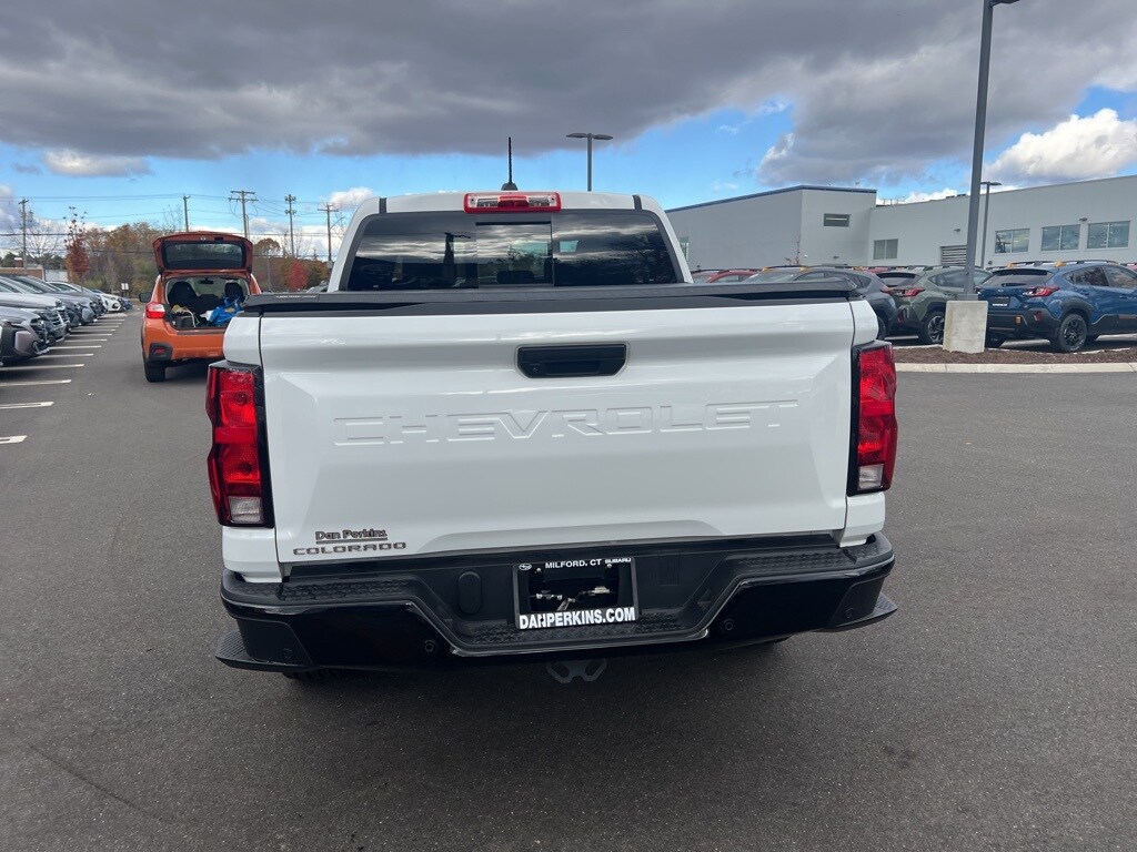 2025 Chevrolet Colorado Work Truck photo 4