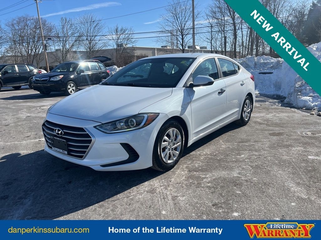 Used 2017 Hyundai Elantra SE Sedan