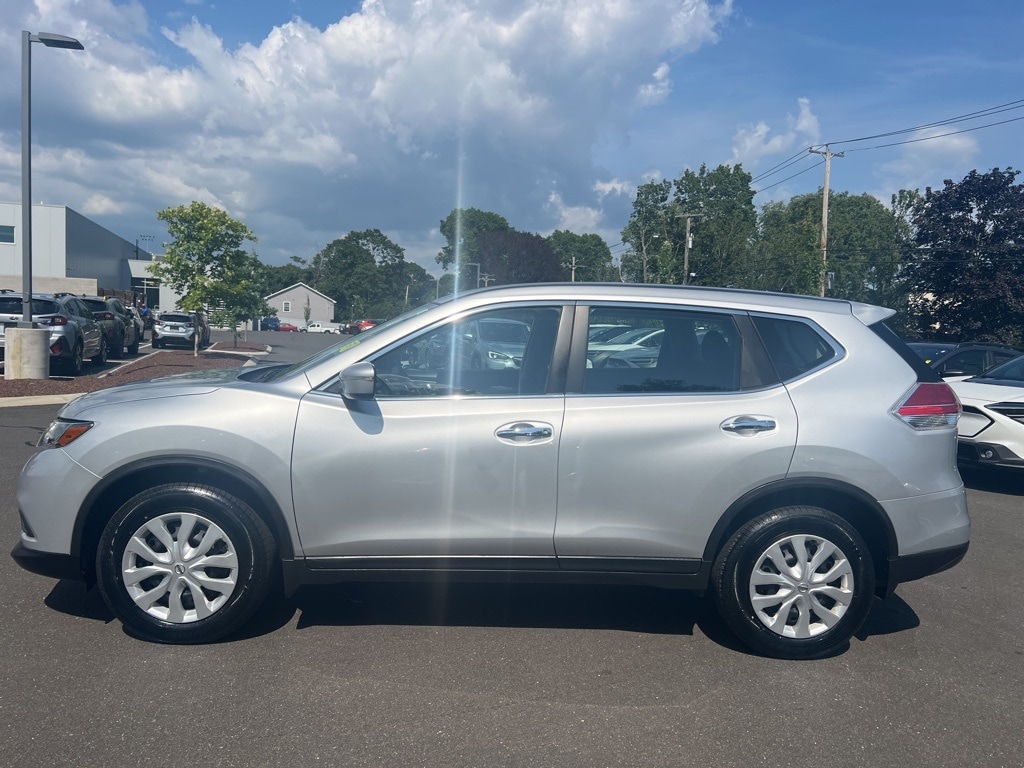 Used 2015 Nissan Rogue S with VIN KNMAT2MVXFP591550 for sale in Milford, CT