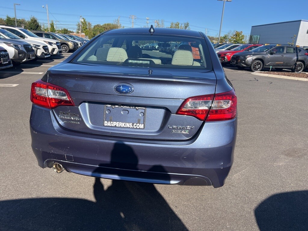 2016 Subaru Legacy 2.5i Premium photo 3