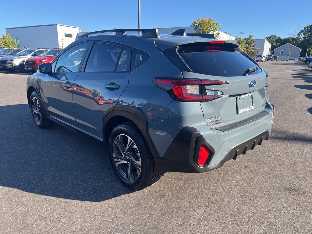 2024 Subaru Crosstrek Premium photo 3