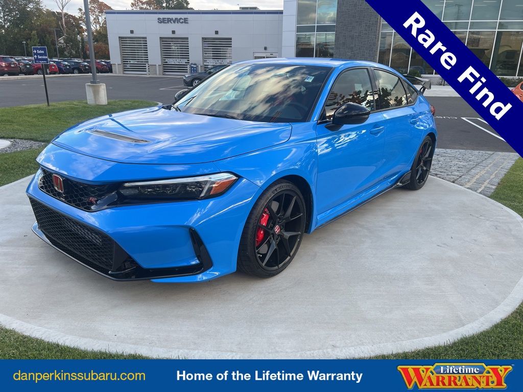 2025 Honda Civic Hatchback Type-R's photo