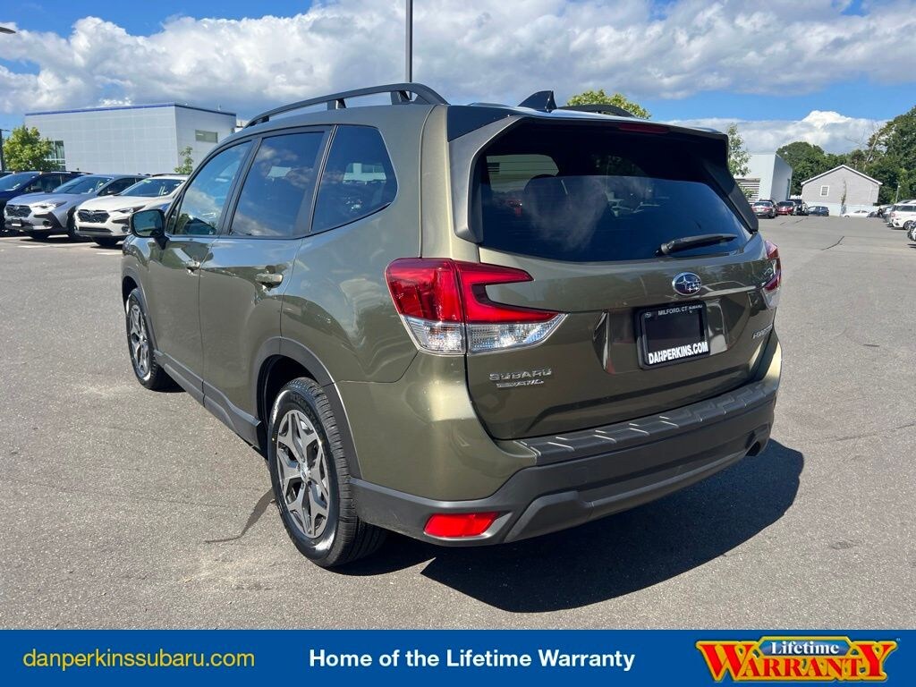 Used 2024 Subaru Forester Premium SUV