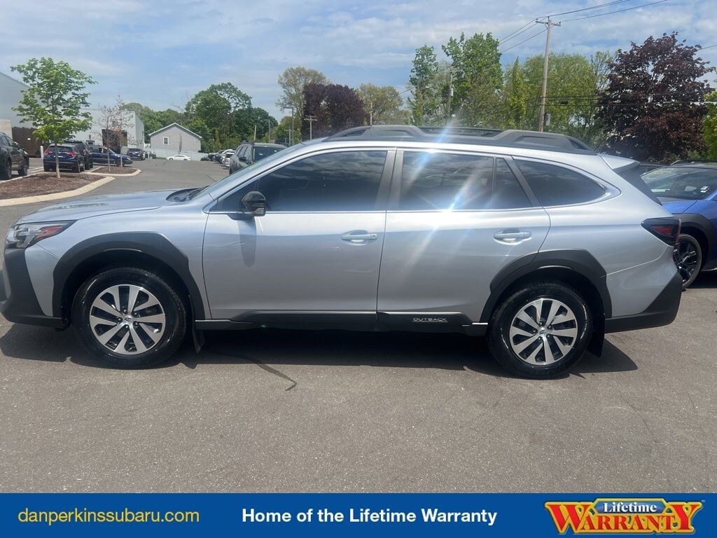 Used 2025 Subaru Outback Premium SUV
