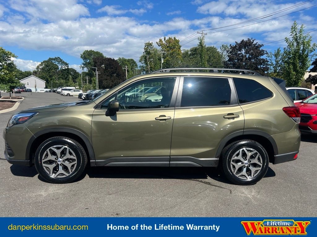Used 2024 Subaru Forester Premium SUV