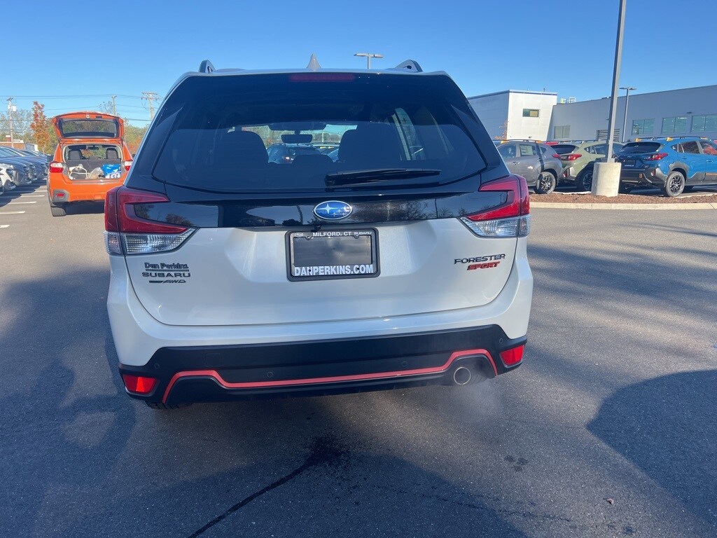 2023 Subaru Forester Sport photo 3