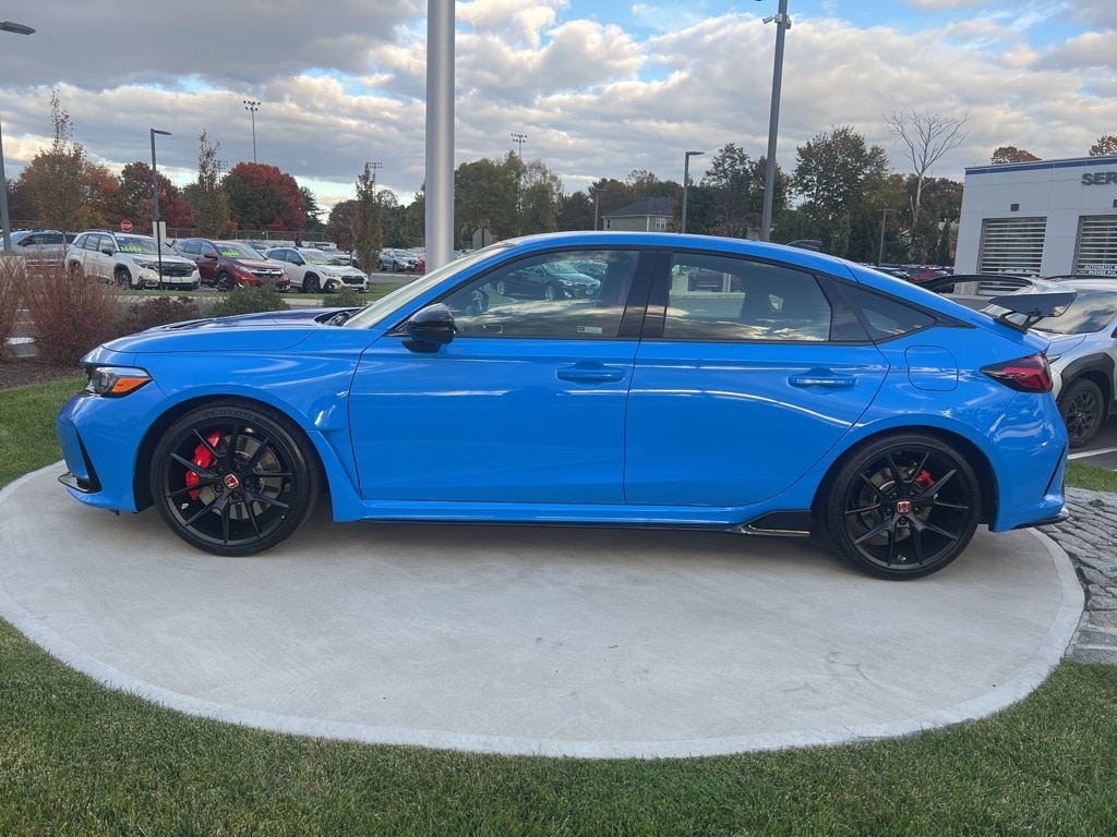 Used 2025 Honda Civic Type R Base Hatchback
