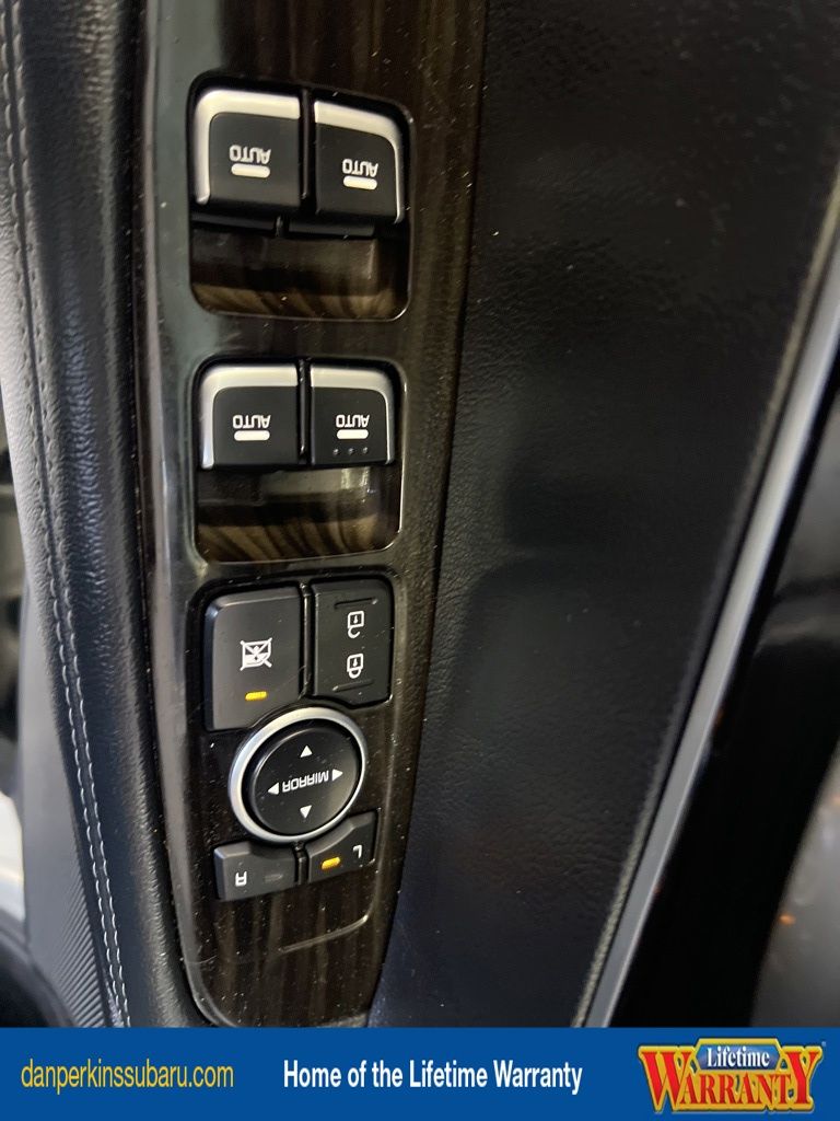 2019 Kia Sorento LX - Photo 25
