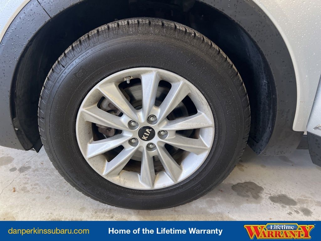 2019 Kia Sorento LX - Photo 55
