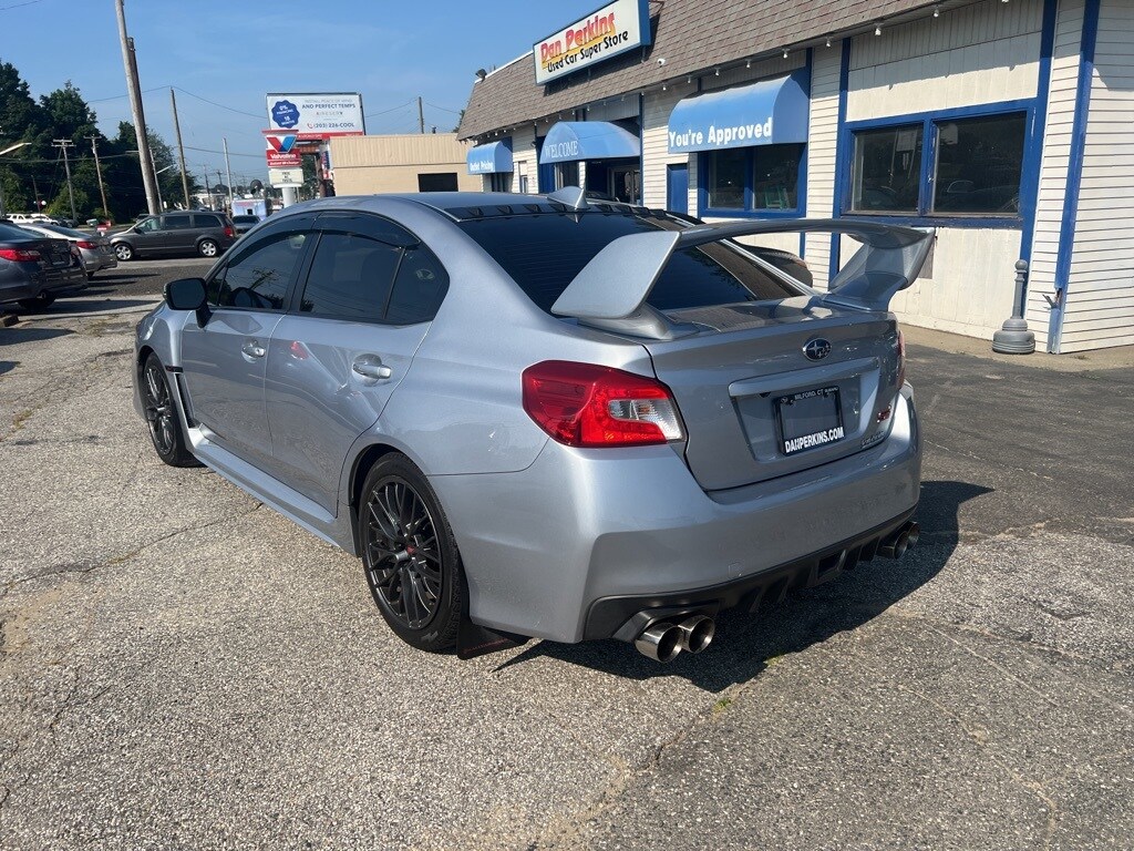 2016 Subaru WRX STI photo 3