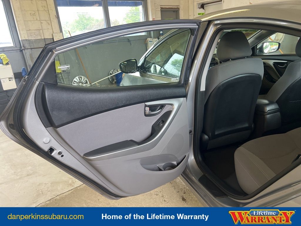 2014 Hyundai Elantra SE - Photo 29