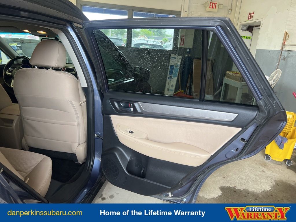 2015 Subaru Outback Premium - Photo 38