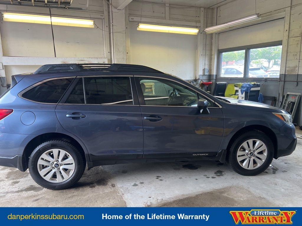 2015 Subaru Outback Premium - Photo 6