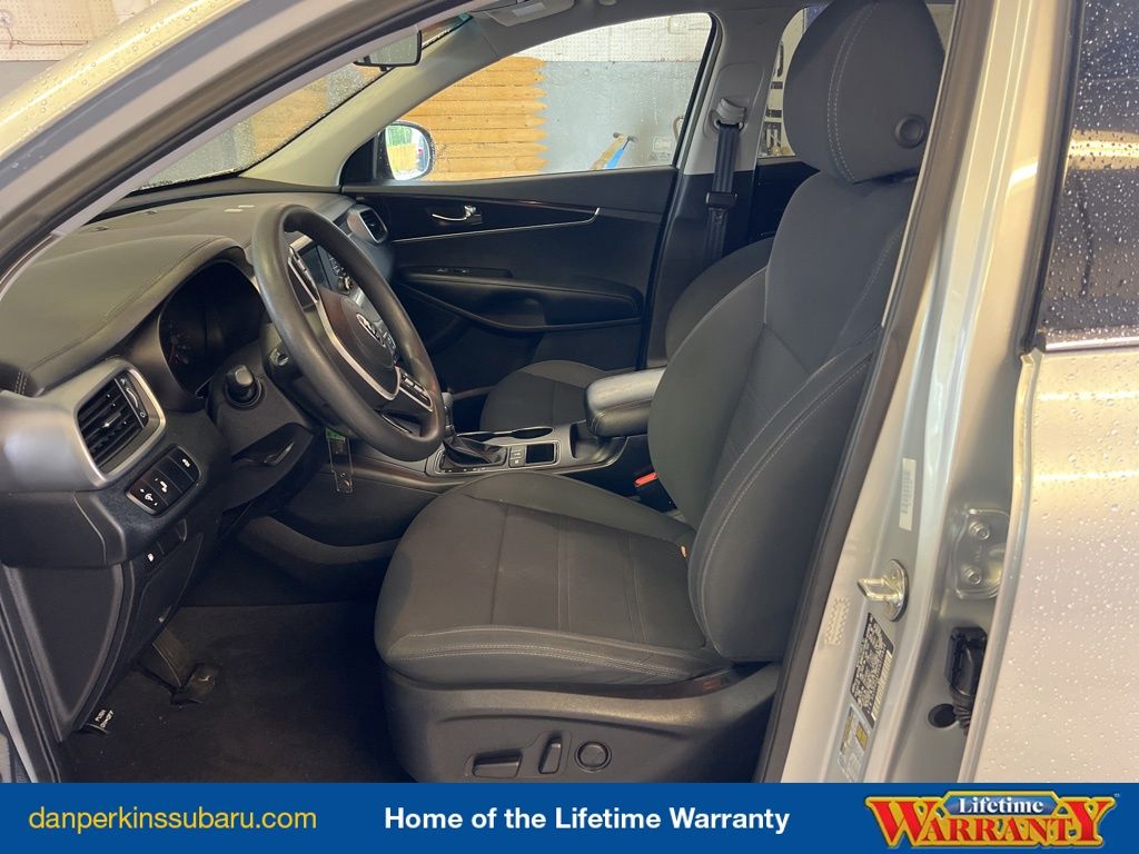 2019 Kia Sorento LX - Photo 9