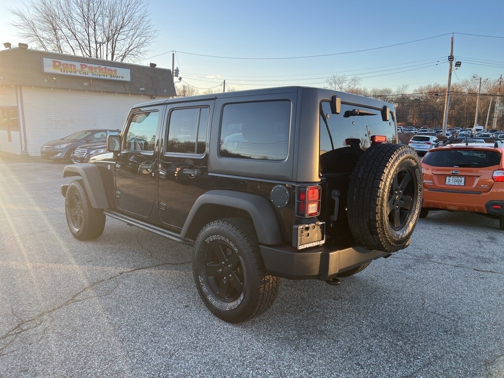 2016 Jeep Wrangler Unlimited Sport photo 2