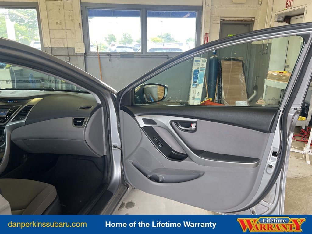 2014 Hyundai Elantra SE - Photo 38