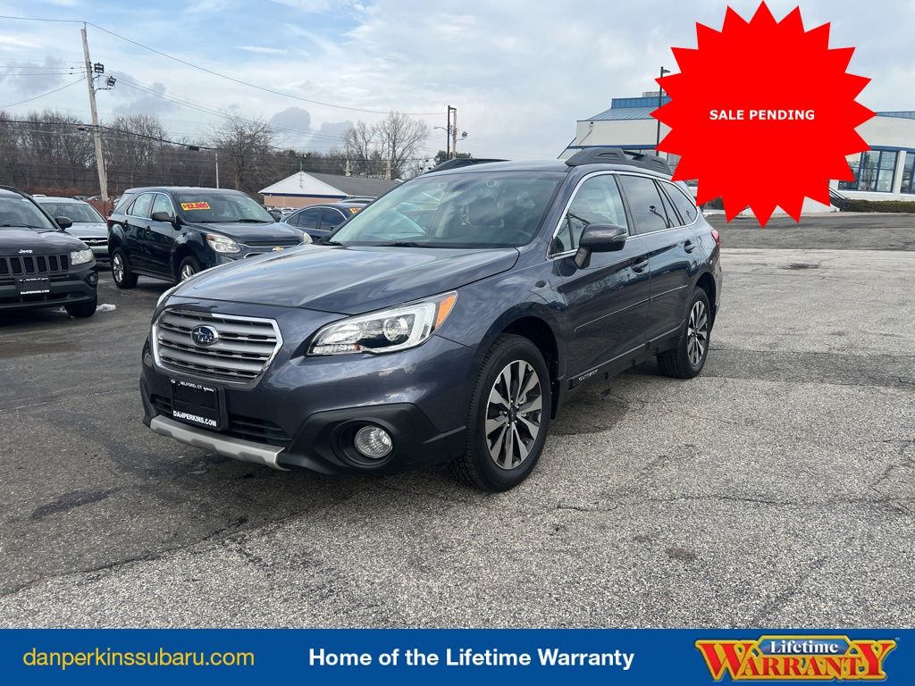 2017 Subaru Outback Limited's photo