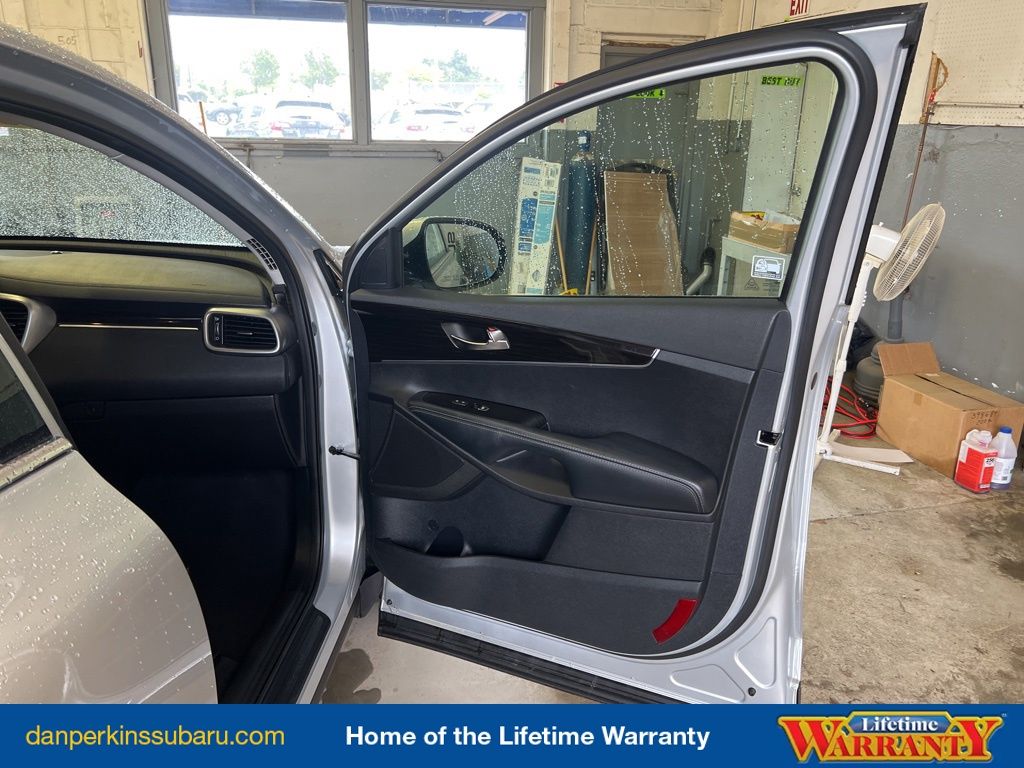 2019 Kia Sorento LX - Photo 41
