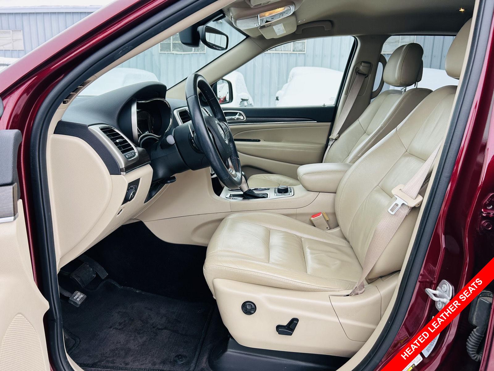 2017 Jeep Grand Cherokee Limited photo 2