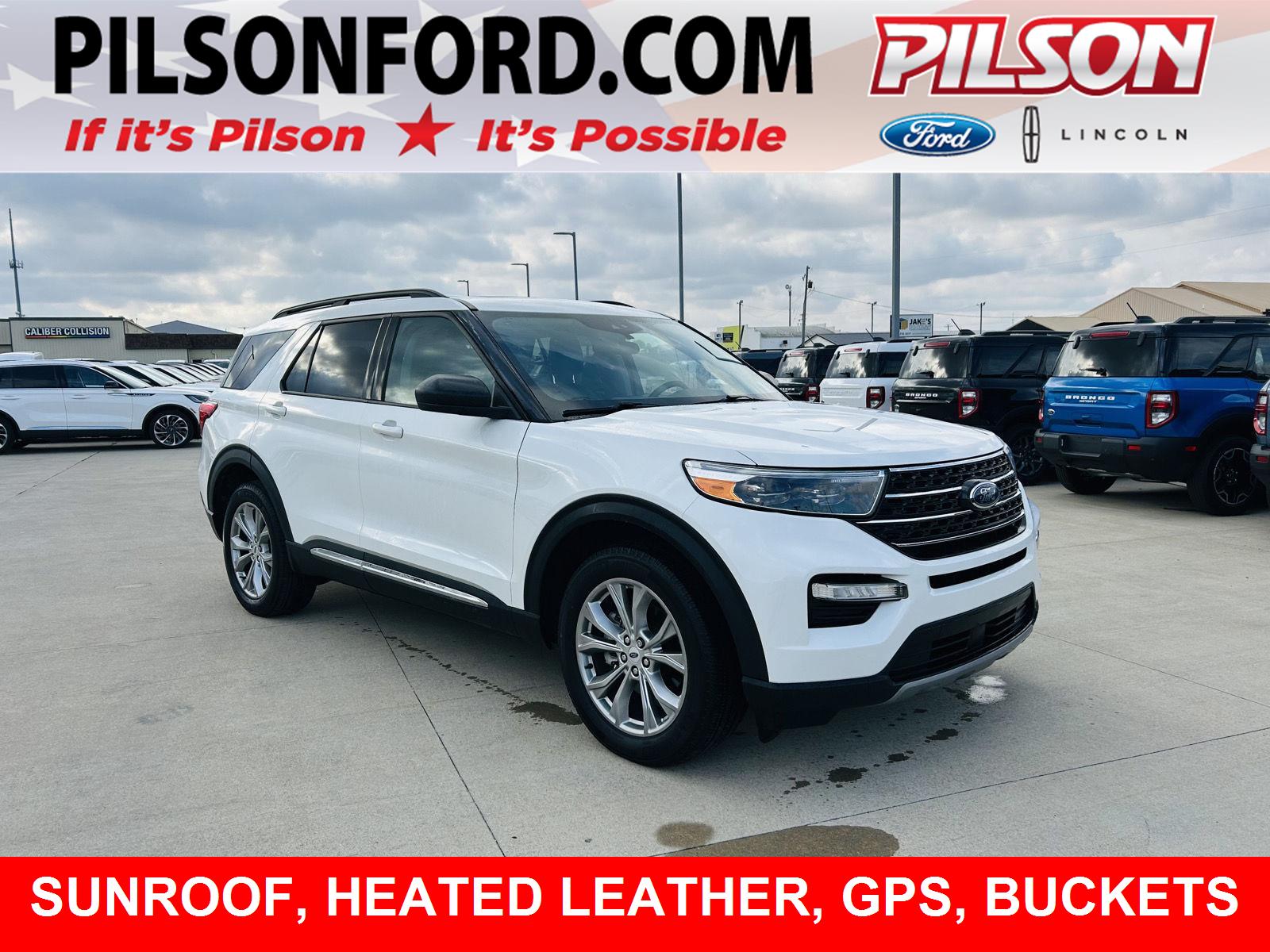 2023 Ford Explorer XLT's photo