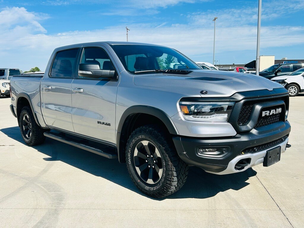 2020 Ram 1500 Rebel photo 2