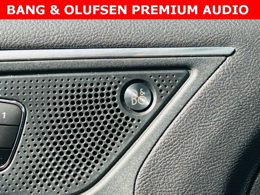 Used 2024 Ford Edge Titanium SUV