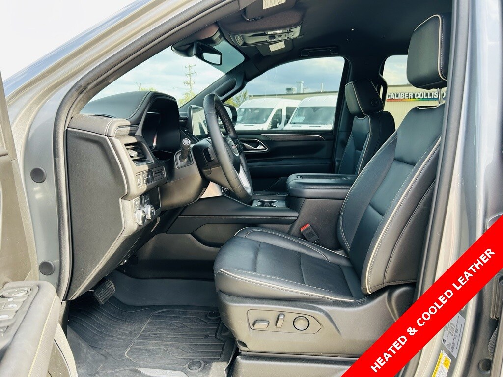 2024 Gmc Yukon XL SLT photo 3