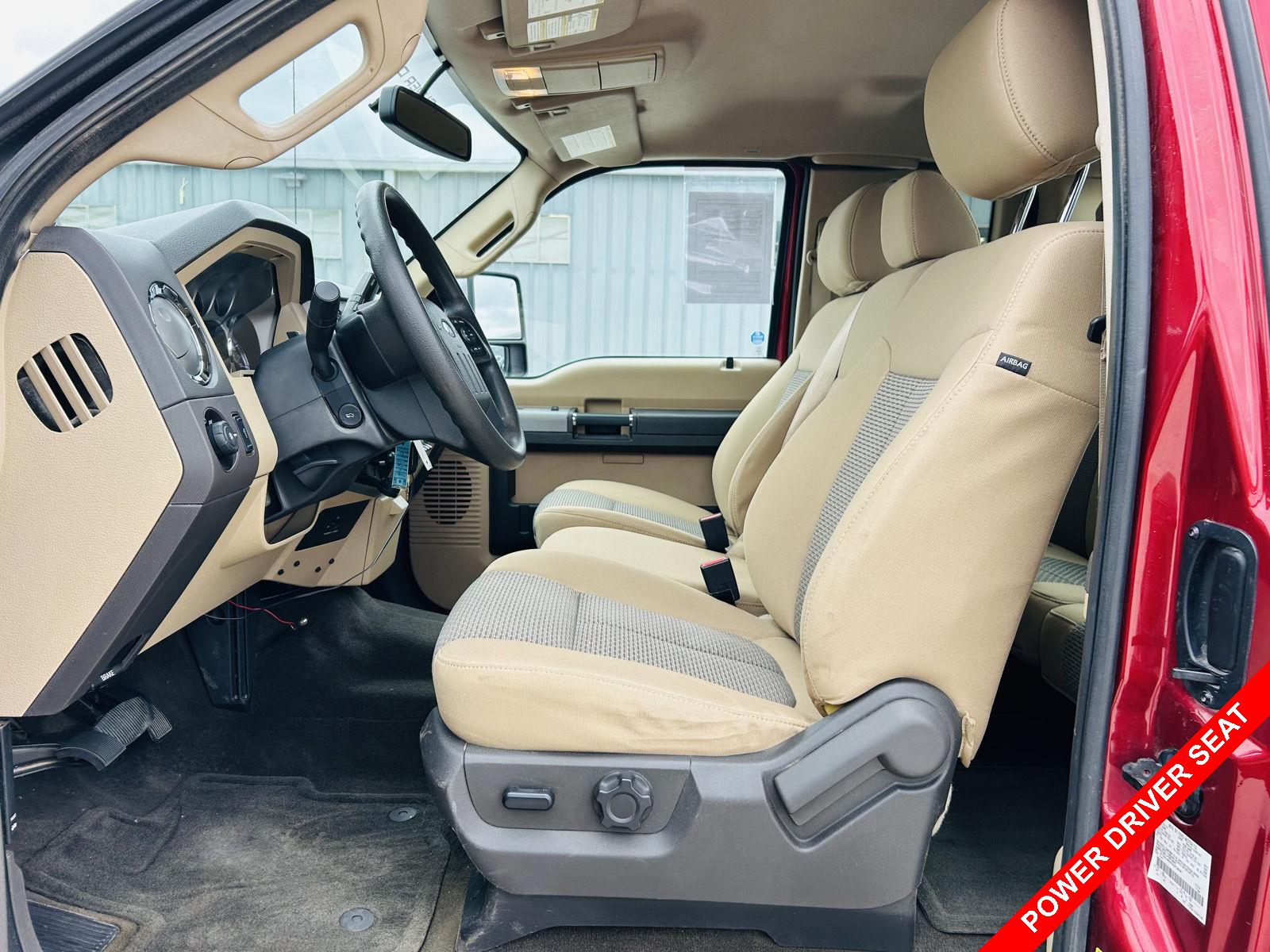 2014 Ford F-350 XLT photo 3