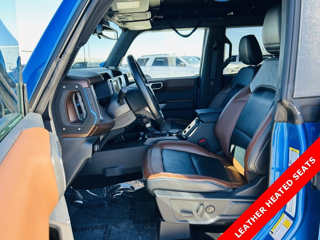 2023 Ford Bronco Outer Banks photo 3