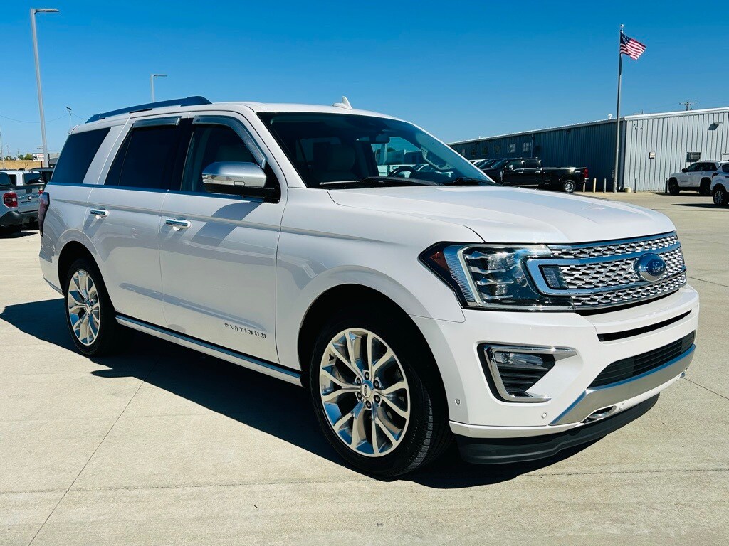 2018 Ford Expedition Platinum photo 2