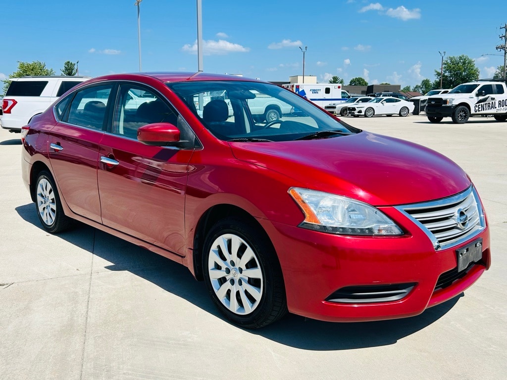Used 2013 Nissan Sentra SV with VIN 3N1AB7AP4DL727835 for sale in Mattoon, IL
