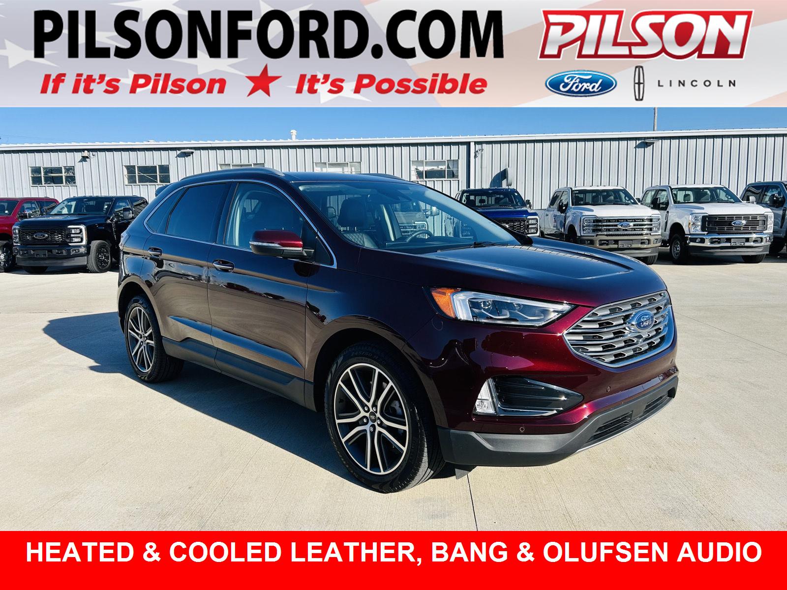 2024 Ford Edge Titanium's photo